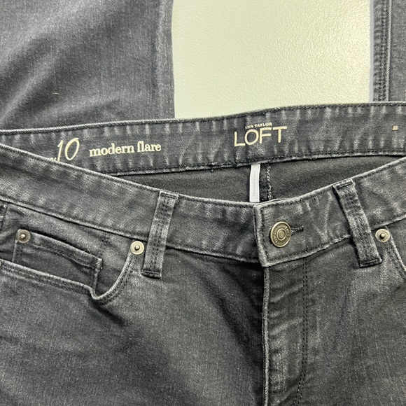 LOFT Modern Flare Black Jeans - Picture 2 of 4